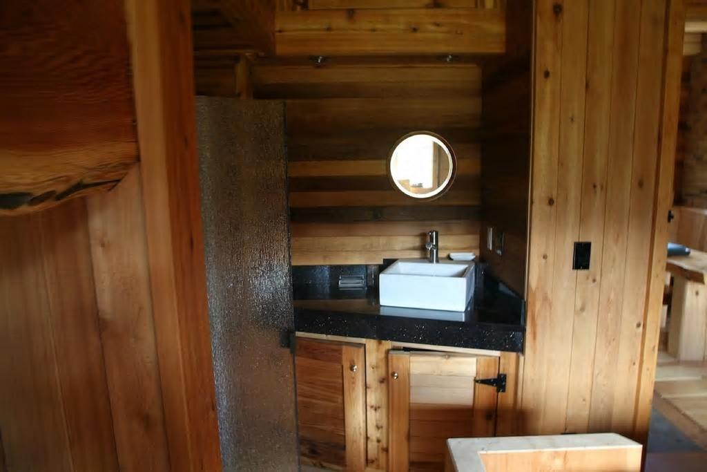 Ldr Lodge - Last Dollar Ranch Smithers Zewnętrze zdjęcie