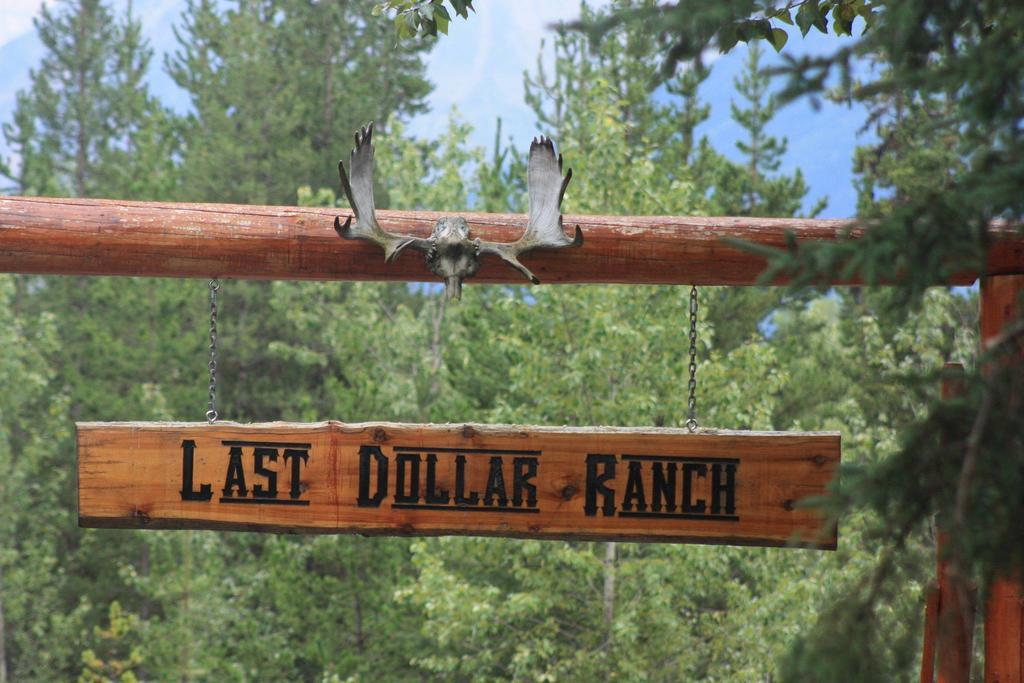 Ldr Lodge - Last Dollar Ranch Smithers Zewnętrze zdjęcie